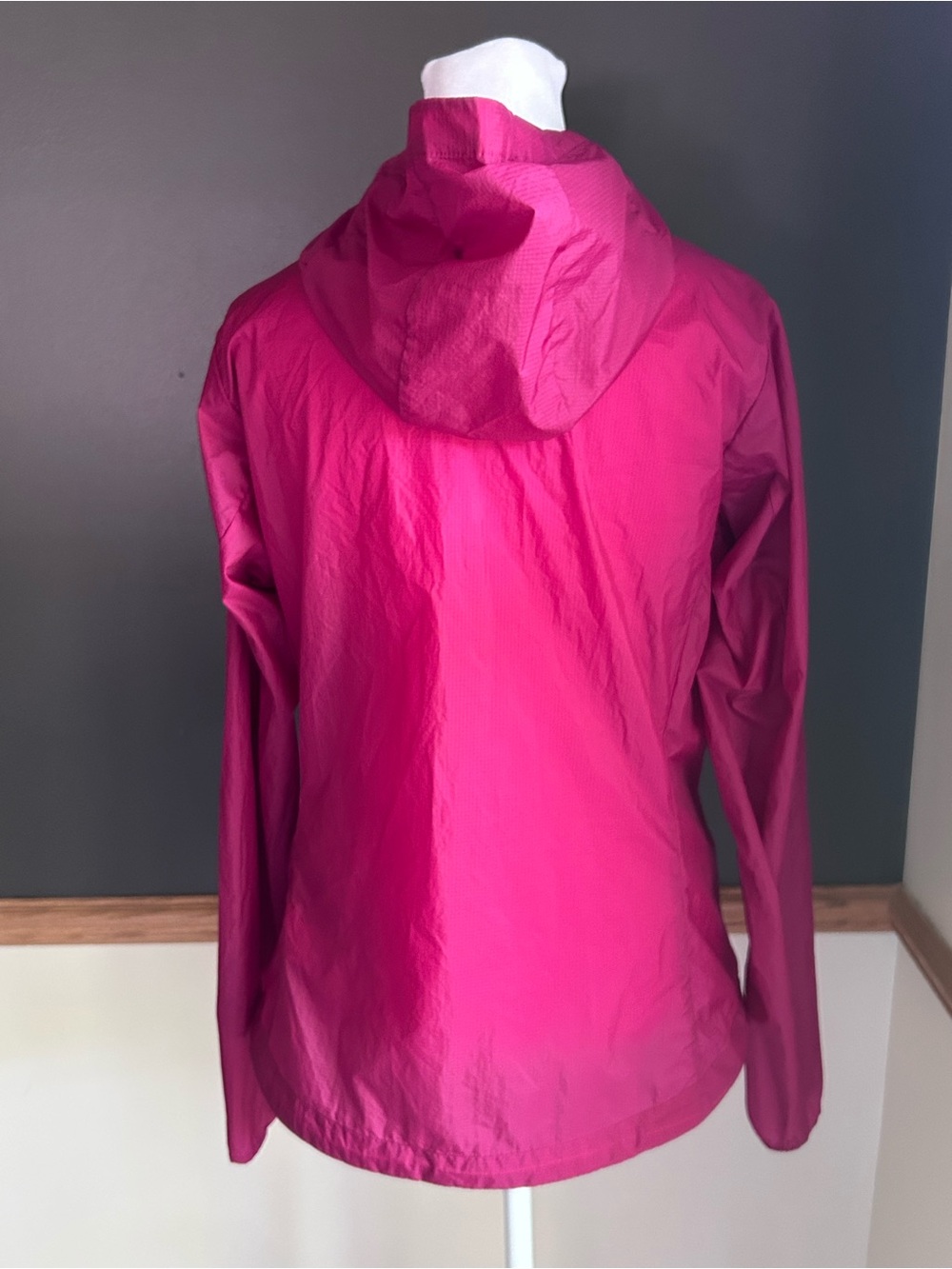 Patagonia Women's Houdini Jacket Nylon Water Repellent Pink Size Small Packable - Picture 5 of 10